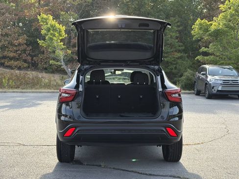 Used 2024 Chevrolet Trax LS FWD image 14