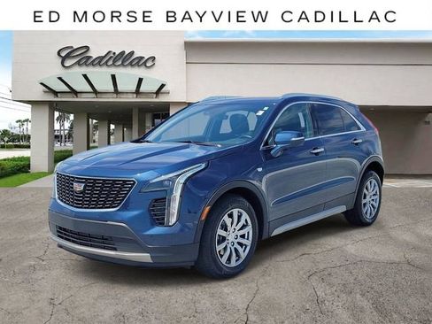 Certified 2022 Cadillac XT4 Premium Luxury w/ Enhanced Visibility Package FWD image 1