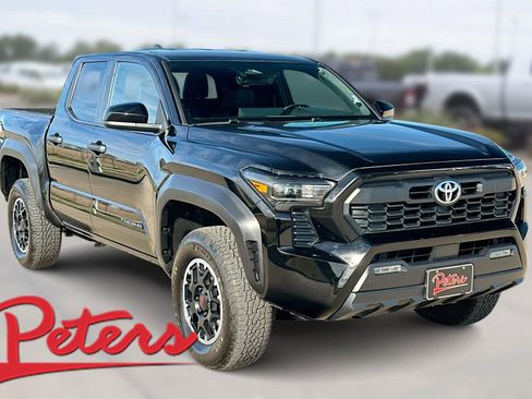 Used 2024 Toyota Tacoma TRD Off-Road image 1