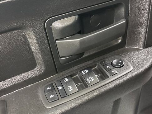 Used 2022 RAM 2500 Tradesman w/ Safety Group image 20