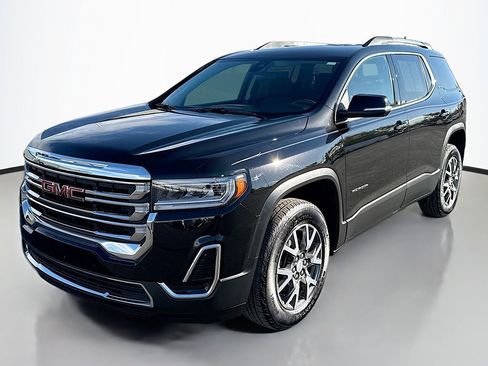 Used 2023 GMC Acadia SLE w/ Driver Convenience Package image 8