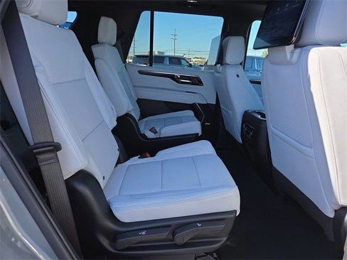 New 2026 Chevrolet Tahoe Premier image 16