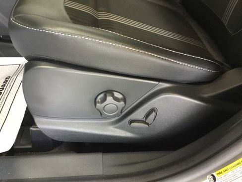 Used 2021 Ford EcoSport SES image 29