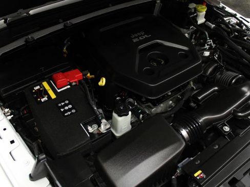 Used 2022 Jeep Wrangler Sahara image 50