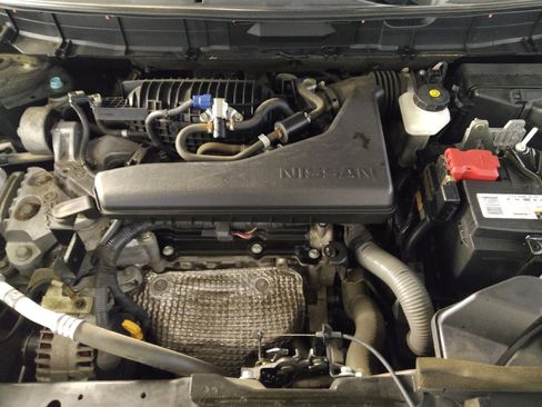 Used 2019 Nissan Rogue SL w/ Premium Package image 30