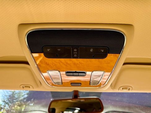 Used 2016 Bentley Mulsanne RWD image 21