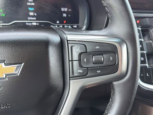 Used 2024 Chevrolet Suburban LT RWD image 23