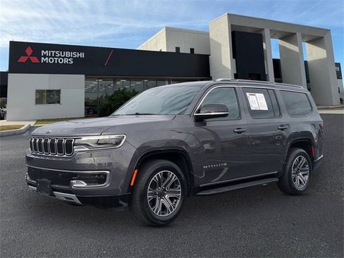 Used 2024 Jeep Wagoneer Series II image 1