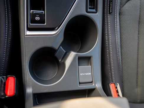 Certified 2024 Subaru Crosstrek 2.0i Premium image 39