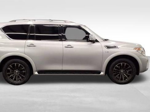 Used 2019 Nissan Armada Platinum w/ Interior Lighting Package image 11
