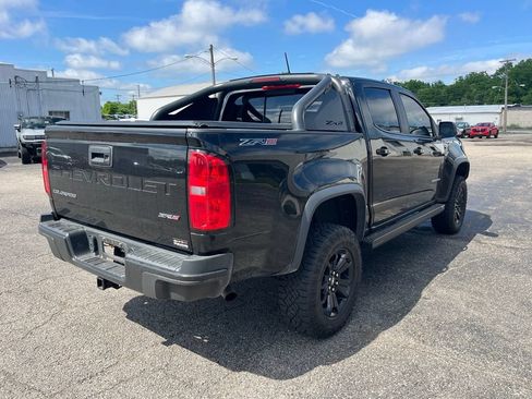 Used 2022 Chevrolet Colorado ZR2 w/ ZR2 Midnight Special Edition AWD/4WD image 4