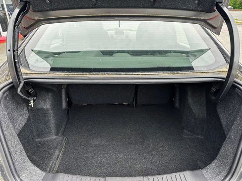 Used 2015 Ford Fiesta SE image 5