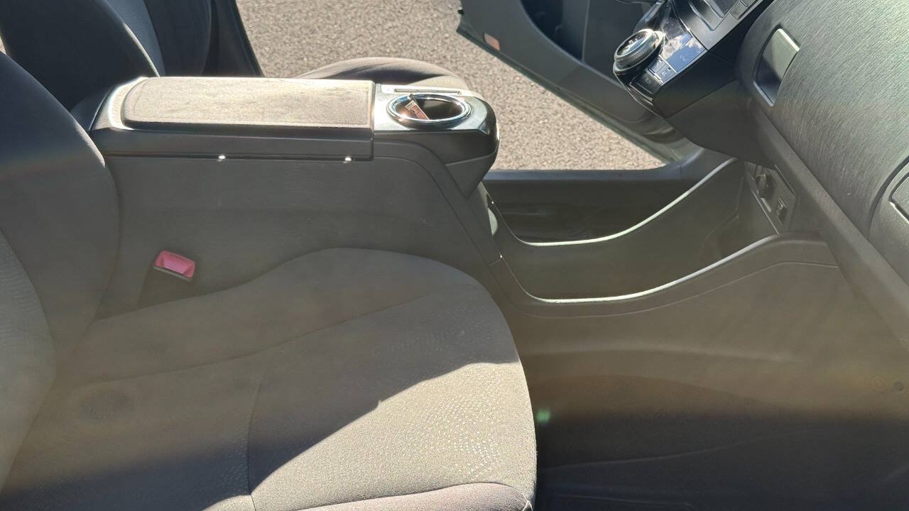 Used 2014 Toyota Prius V Three FWD image 18
