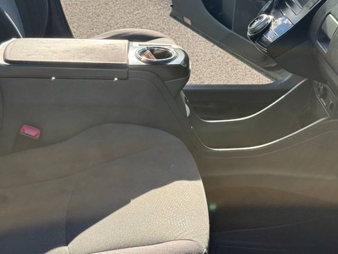 Used 2014 Toyota Prius V Three FWD image 18