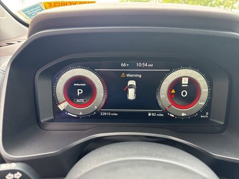 Used 2021 Nissan Rogue Platinum image 16