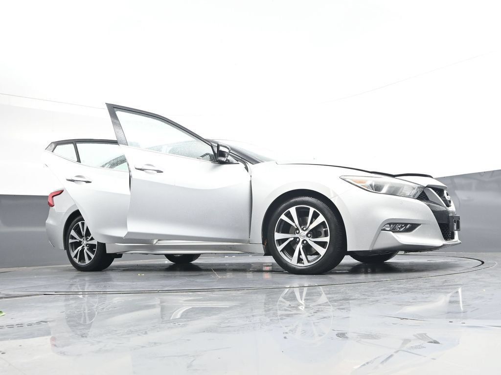 Used 2017 Nissan Maxima 3.5 SV FWD image 47
