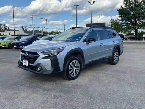 Certified 2024 Subaru Outback Premium AWD/4WD image 4