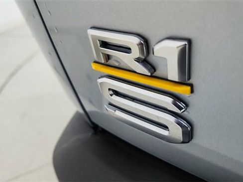 Used 2023 Rivian R1S Adventure image 18