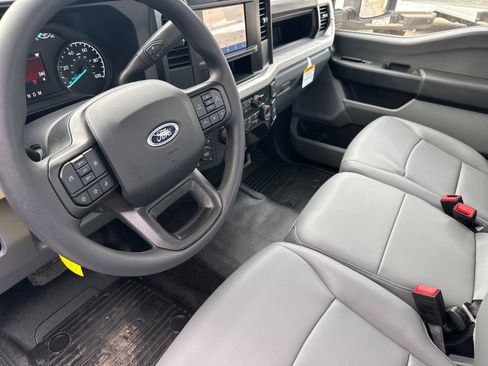 New 2026 Ford F350 XL w/ XL Chrome Package image 9