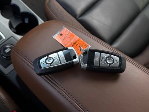 Used 2025 Ford Bronco Sport Outer Banks w/ Outer Banks Tech Package+ AWD/4WD image 6