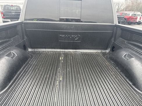 Used 2021 RAM 1500 Big Horn image 5