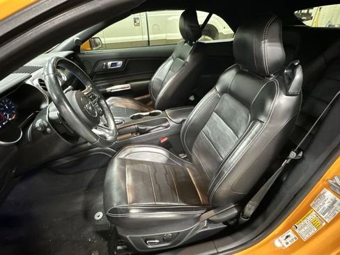 Used 2019 Ford Mustang GT Premium w/ Equipment Group 401A image 17