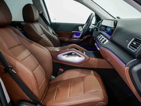 Certified 2026 Mercedes-Benz GLS 450 4MATIC image 16
