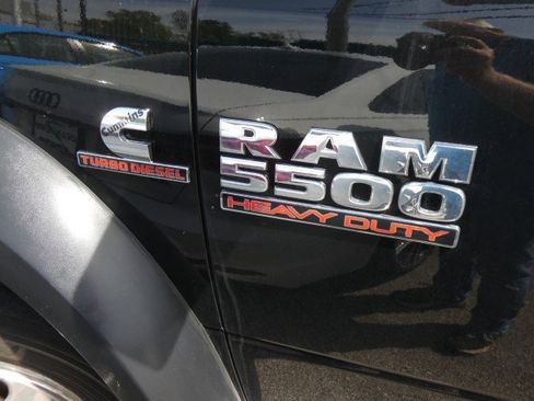 Used 2015 RAM 5500 SLT w/ Quick Order Package 29G SLT AWD/4WD image 25