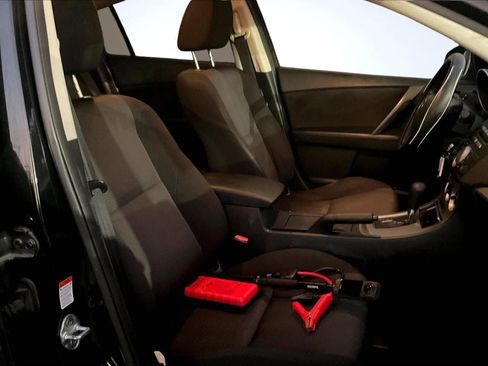 Used 2010 MAZDA MAZDA3 i Touring image 7