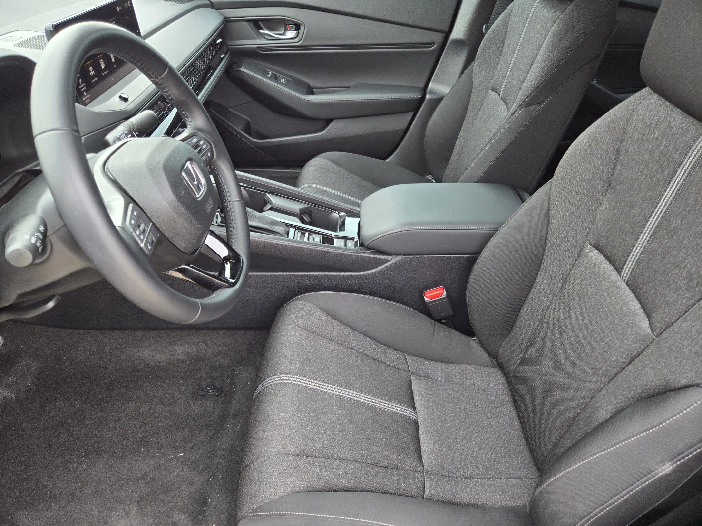 Used 2024 Honda Accord Sport image 9