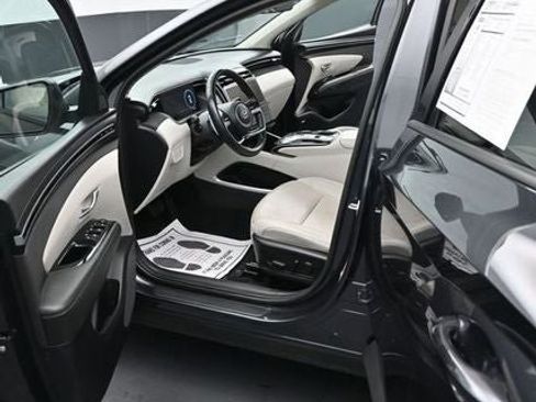 Used 2024 Hyundai Tucson Limited AWD/4WD image 18