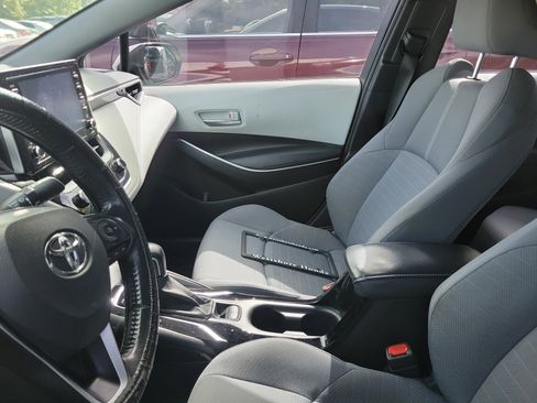 Used 2020 Toyota Corolla SE image 9