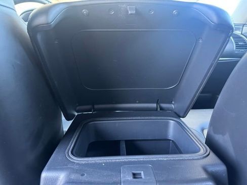 Used 2022 Nissan Armada SV image 23