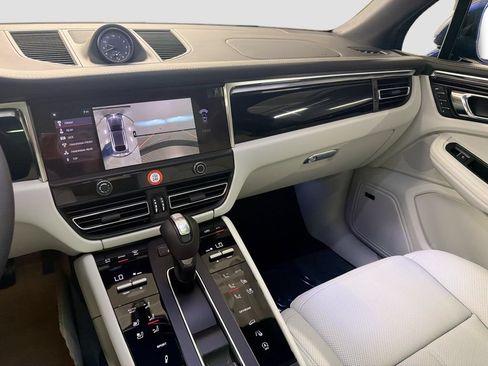 New 2026 Porsche Macan S AWD/4WD image 25