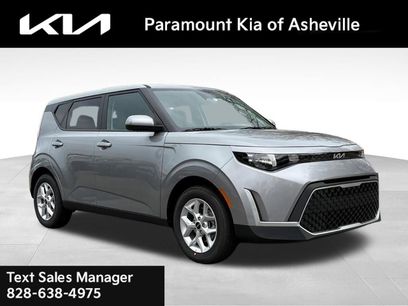 New 2025 Kia Soul LX