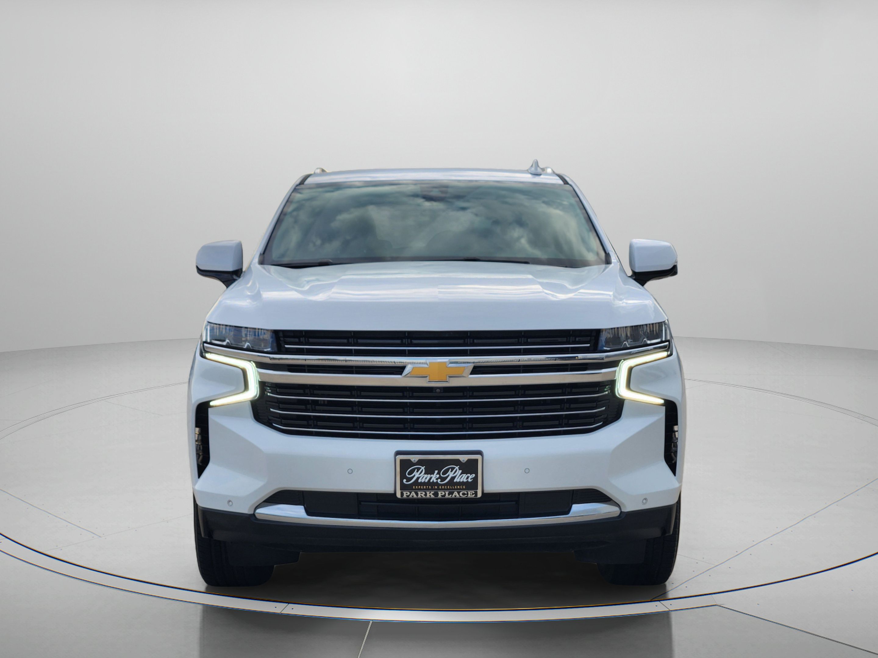 Used 2022 Chevrolet Tahoe LT w/ Luxury Package RWD image 6