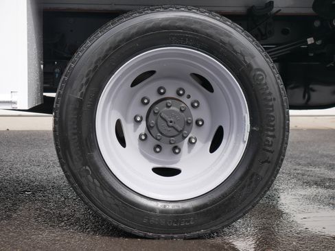 New 2025 Ford F550 4x4 SuperCab Super Duty image 19