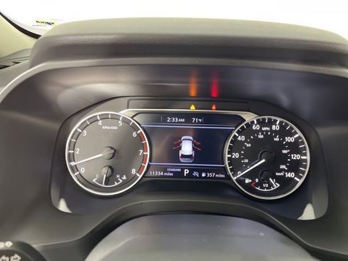 Used 2025 Nissan Rogue SV w/ SV Premium Package FWD image 25
