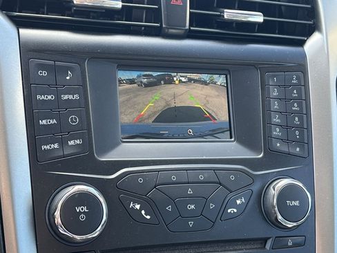 Certified 2017 Ford Fusion SE FWD image 27
