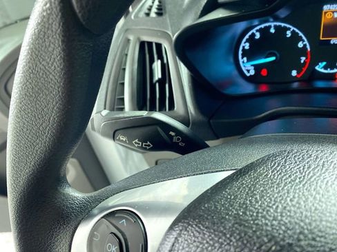 Used 2022 Ford Transit Connect XLT image 14