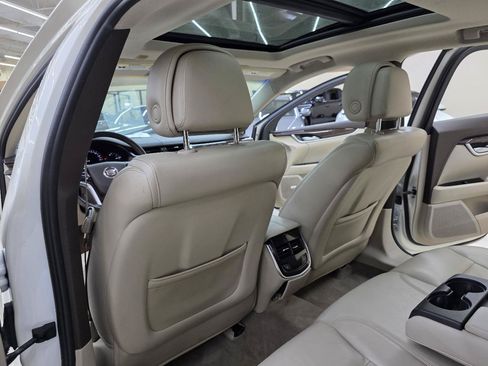Used 2013 Cadillac XTS Luxury FWD image 26