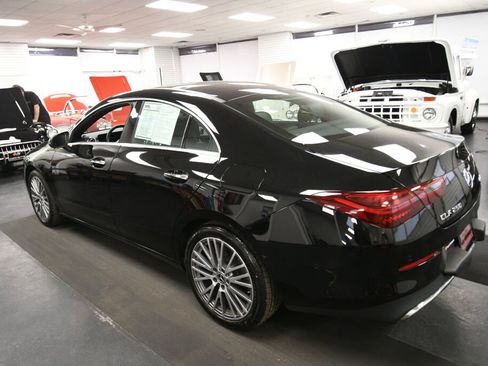 Used 2025 Mercedes-Benz CLA 250 4MATIC image 6
