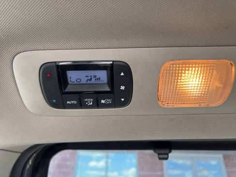 Used 2015 Honda Odyssey EX-L image 26