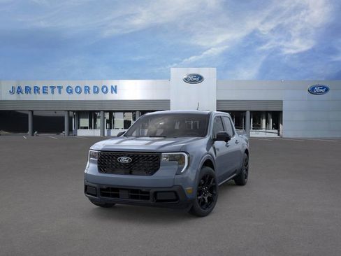 New 2025 Ford Maverick Lariat w/ Black Appearance Package image 2