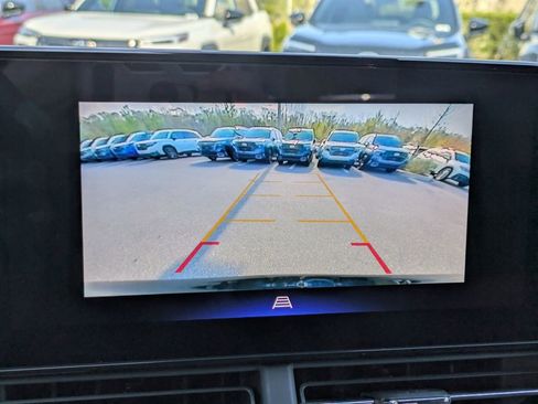 Used 2025 Chevrolet Trax RS w/ Sunroof Package image 20