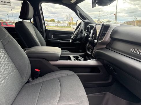 New 2026 RAM 2500 Big Horn AWD/4WD image 21