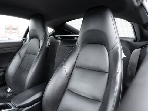 Used 2018 Porsche 718 Cayman image 22