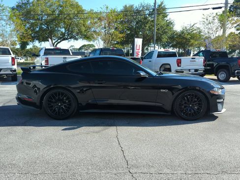 Used 2018 Ford Mustang GT w/ GT Performance Package RWD image 7