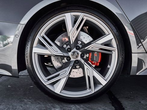 Used 2022 Audi RS 6 AWD/4WD image 26