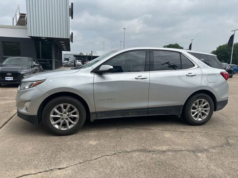 Used 2020 Chevrolet Equinox LT FWD image 6